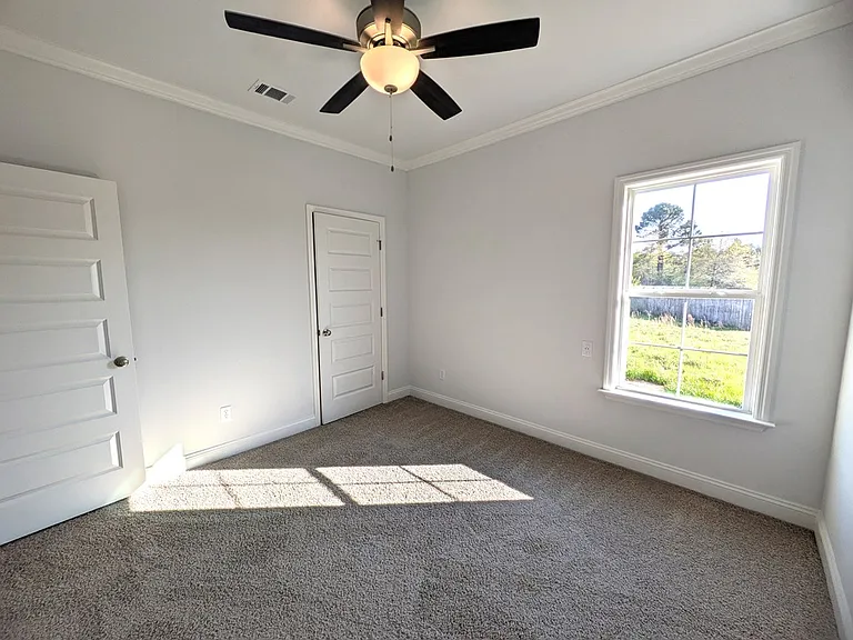 111 Nicole Britt Dr — Photo 25