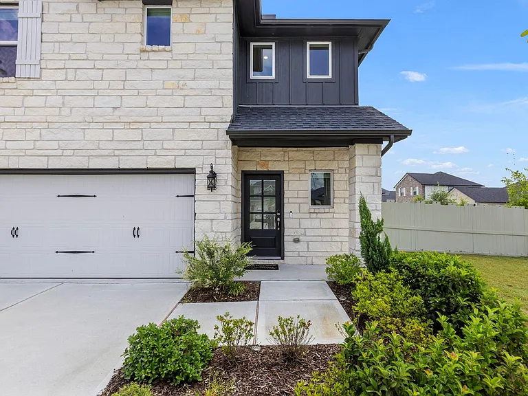 17415 Rosette Grass Dr — Photo 4
