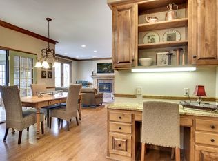 20625 Linwood Rd, Excelsior, MN 55331