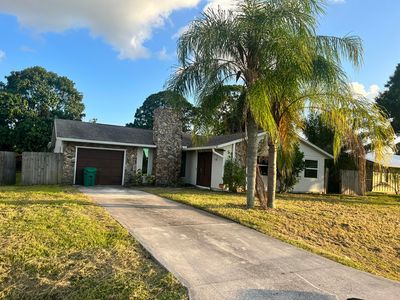 566 NW Sherbrooke Avenue, Port Saint Lucie, FL, 34983