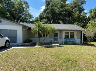 745 Daphne Ave, Umatilla, FL 32784