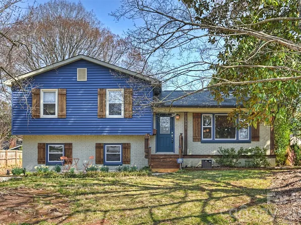 1941 Bentley Pl, Charlotte, NC 28205