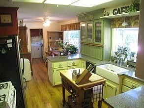 5th image of 3573 Santos Cir