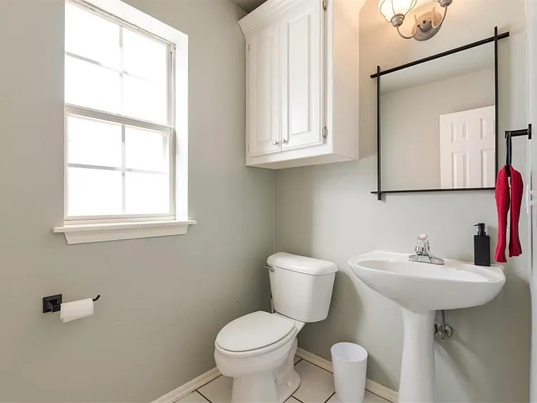 12700 Sutton Hill Rd — Photo 12