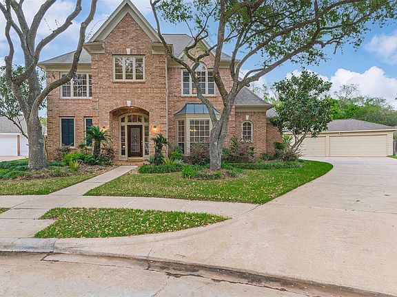 2nd image of 4710 Sunny Trail Ct