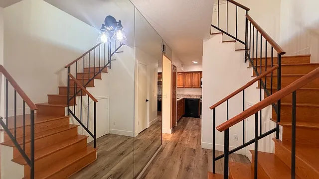 2142 E Turney Ave #10 — Photo 2