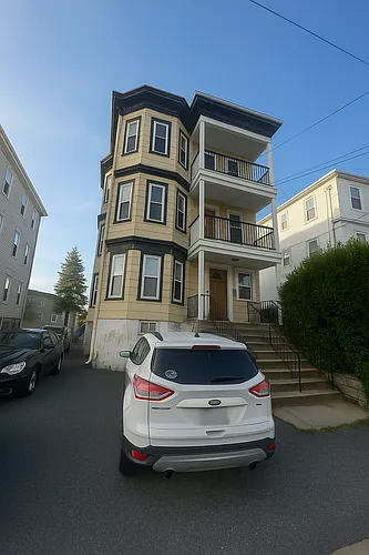19 Sturgis St #2 Photo 1 19 Sturgis St #2 Photo 1