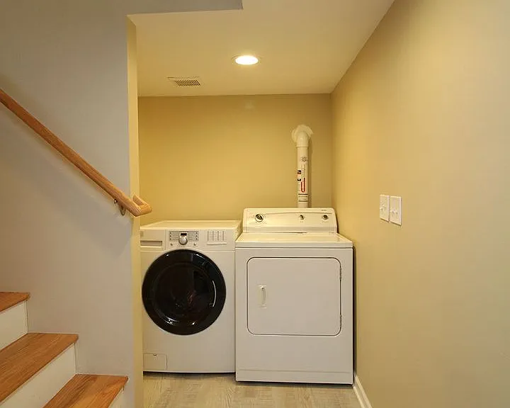 5401 NE 15th Ave — Photo 21