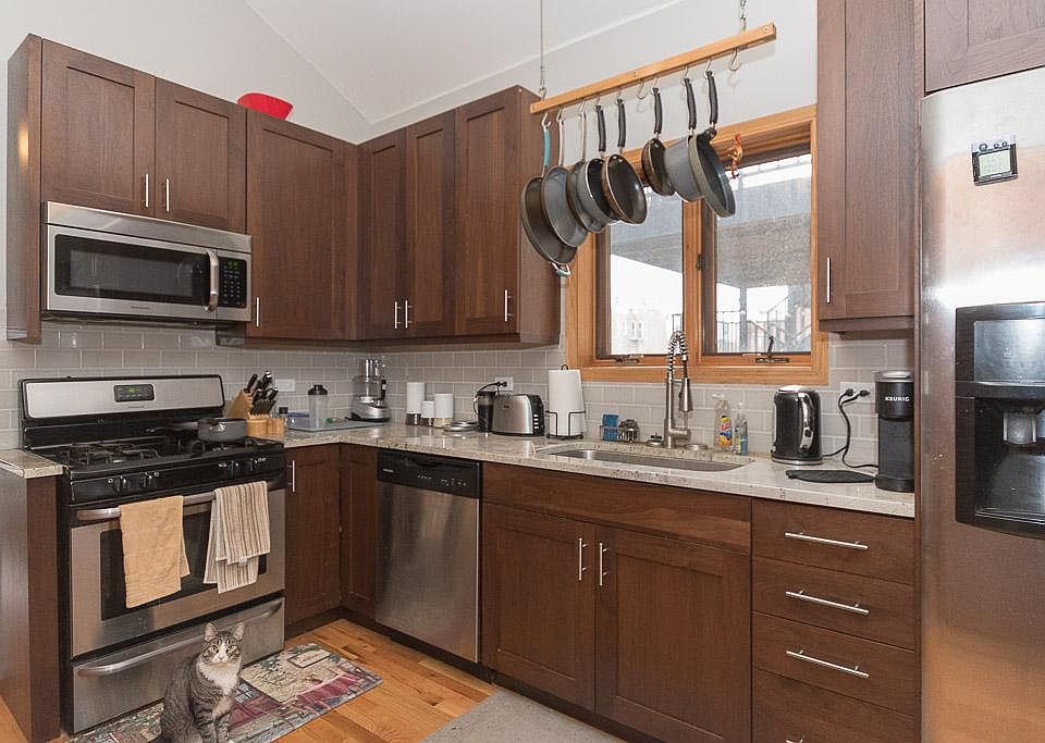1st image of 1420 W Ohio St #Thirdflr