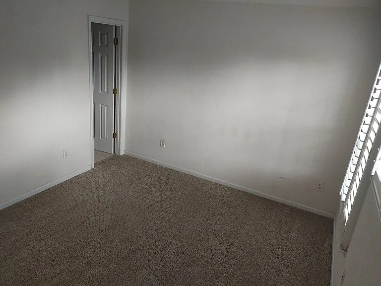 1517A Parks Ave — Photo 19