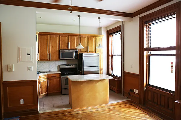 Rented by Chris Stewart, LREB | media 36