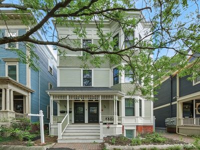 74-76 Dana St #2, Cambridge, MA, 02139