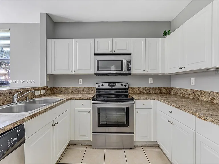 3375 NE 15th Dr #10212 — Photo 41
