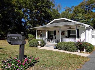 12 N Humphrey St, Inman, SC 29349