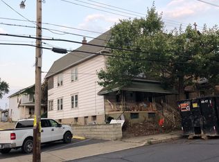 521 S Hanover St, Nanticoke, PA 18634