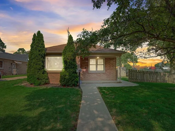 3702 North 77th STREET, Milwaukee, WI 53222