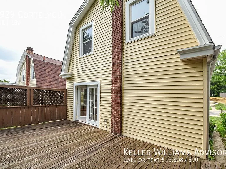 2929 Cortelyou Pl — Photo 26
