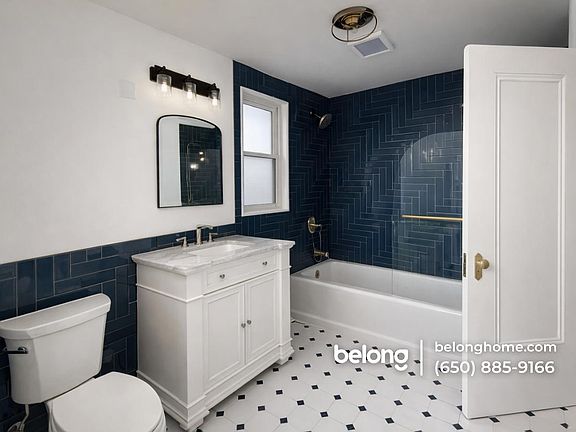 2nd image of 1770 Pacific Ave APT 304