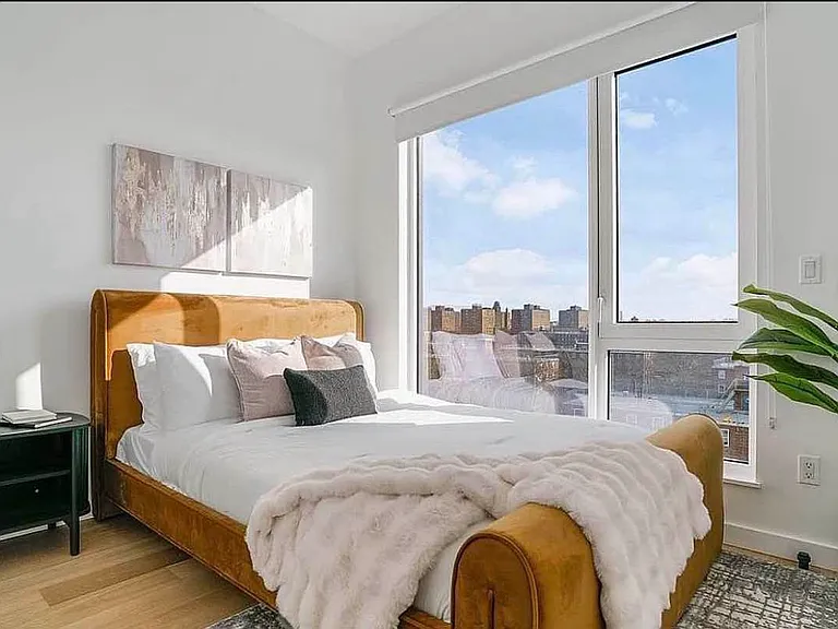 11-14 35th Ave #918 — Photo 8