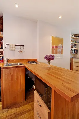 Sold by Citi Habitats | media 8