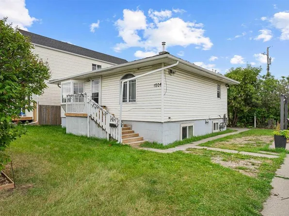 1804 N 41st St NW, Calgary, AB T3B 1A5