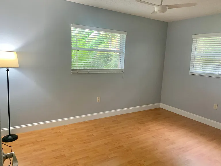 4871 Southland Dr — Photo 13