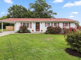 38 Burnt Hickory Dr, Cartersville, GA 30120