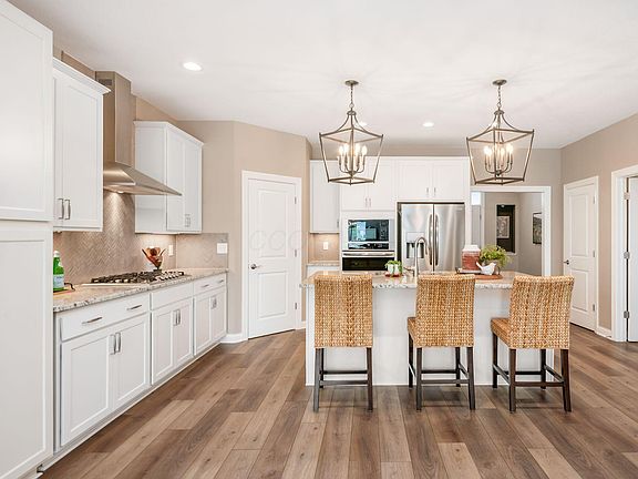 5th image of 4494 Winding Oak Dr