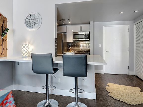 Foyer Entrance To Kitchen/Nook
