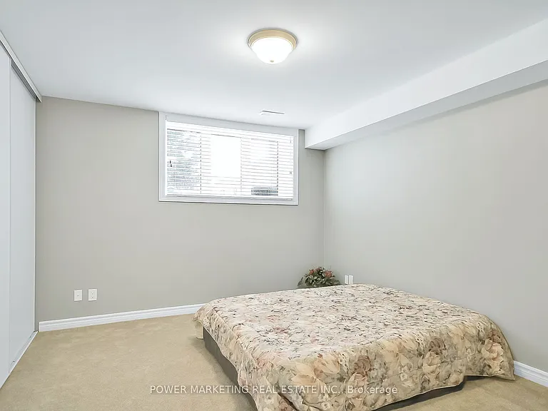 45 Waterbridge Dr — Photo 34