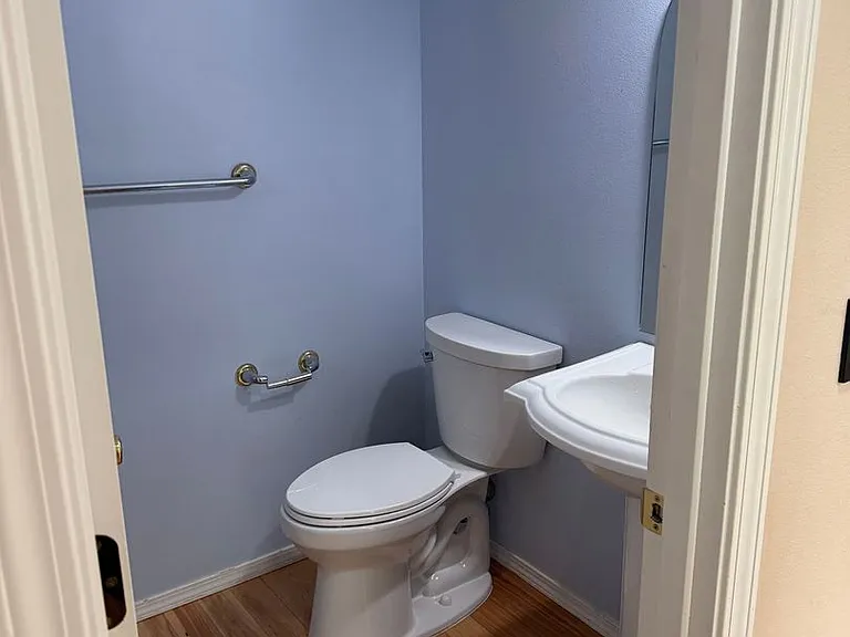 1311 Keystone Loop NE — Photo 26
