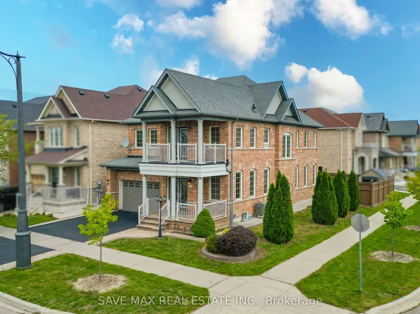 7 Egerton St, Brampton, ON L6R 3S2