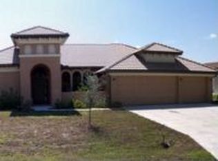 9444 Nastrand Cir, Pt Charlotte, FL 33981