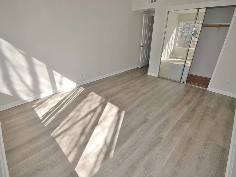 1222 Oak Grove Associates LLC — Photo 12
