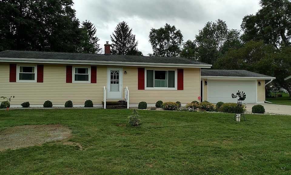 1st image of 13430 Forest River Dr SE