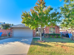 804 Cavecreek St, Norman, OK 73071