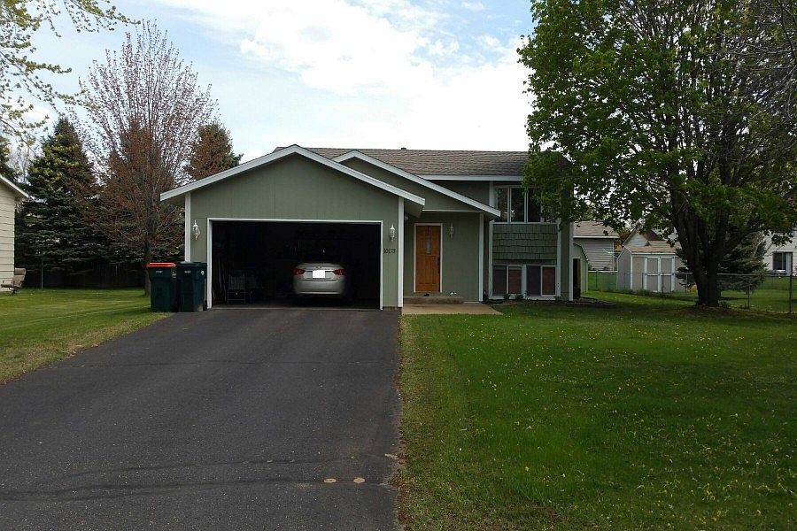 1st image of 10173 Hupp St NE