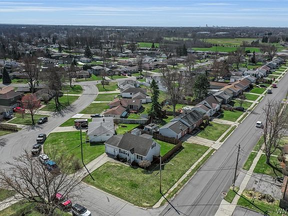 5th image of 323 Rehm Rd