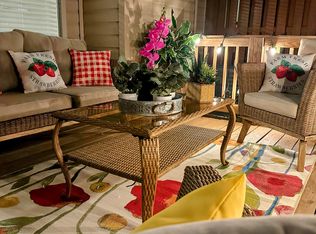 302 Turtle Creek Dr, Winder, GA 30680