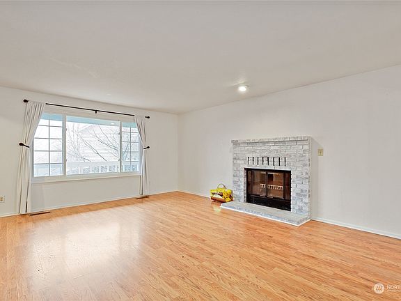 5th image of 369 NW San Juan Drive