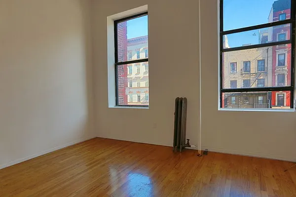 Rented by Cooper & Cooper Real Estate | media 3