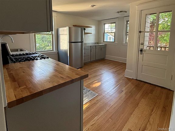 3rd image of 66 Worrall Ave APT 3