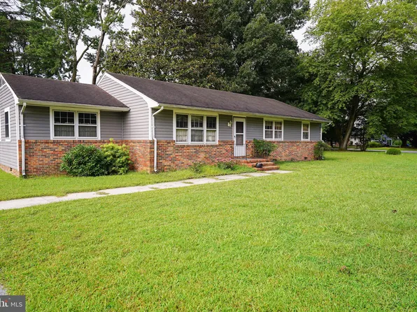 903 Loch Raven Rd, Salisbury, MD 21804