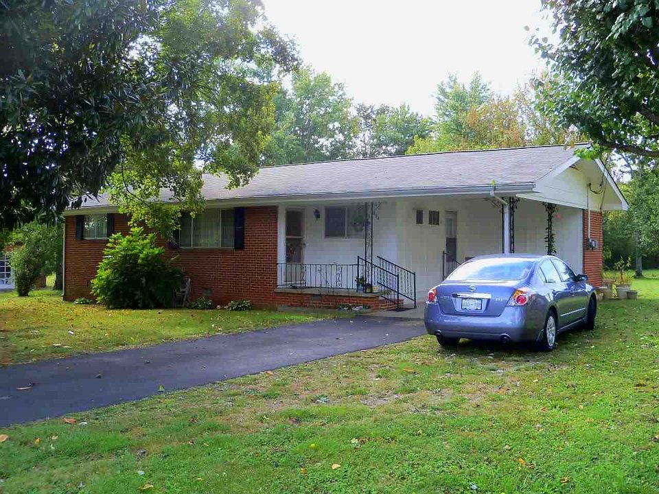1st image of 204 Meadowbrook Dr SE