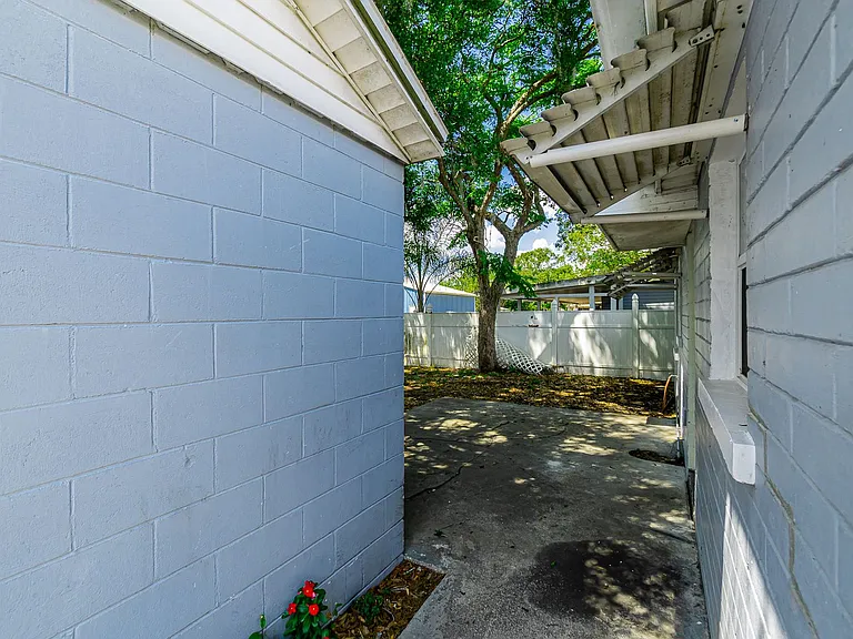 608 Missouri Ave — Photo 36