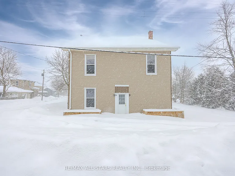 21 Albert St S — Photo 2