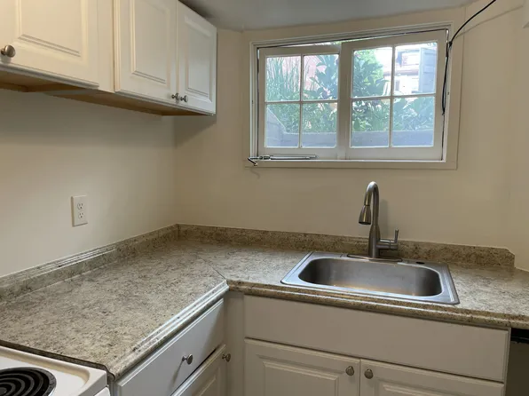 1249 1/2 Clayton St, Denver, CO 80206