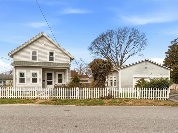 48 Read St, Riverside, RI 02915