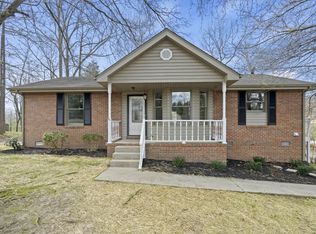 4003 S Hillwood Ct, Springfield, TN 37172
