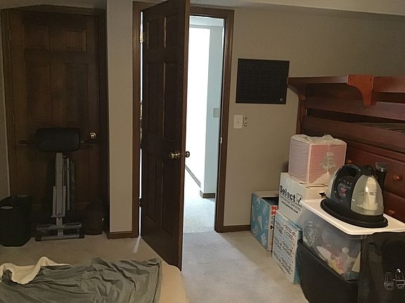 2nd image of 17749 Keokuk Ave